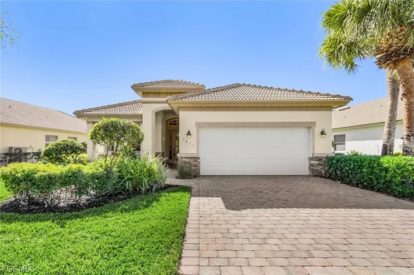 Property Slideshow image 2 of 42 | 3811 lakeview isle ct, Fort Myers, FL, 33905