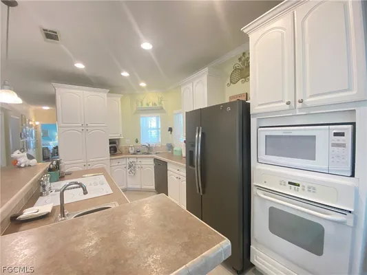 Property Slideshow image 2 of 40 | 5517 salem ln, North Fort Myers, FL, 33917
