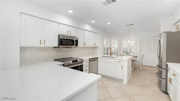 Property Slideshow image 3 of 25 | 252 via perignon 10-3, Naples, FL, 34119