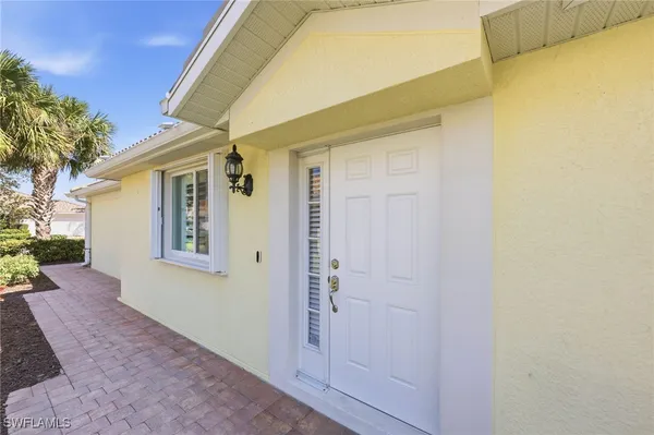 Property Slideshow image 2 of 50 | 8612 genova ct, Naples, FL, 34114