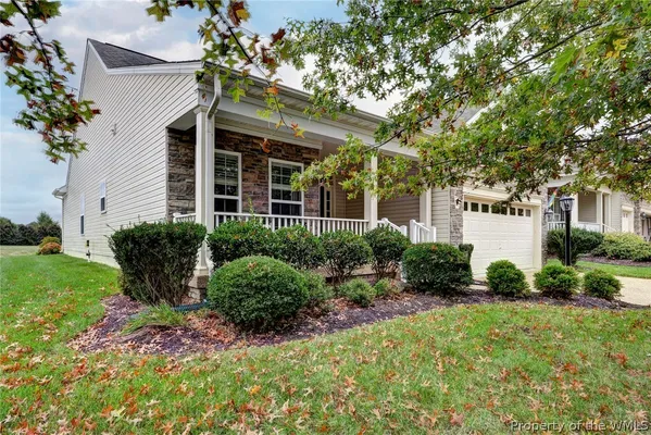 Property Slideshow image 3 of 46 | 4227 harrington cmns, Williamsburg, VA, 23188