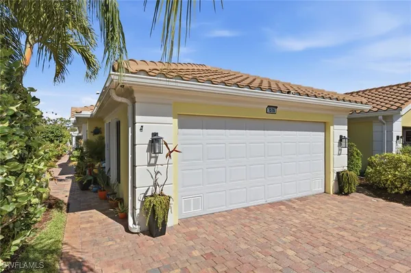 Property Slideshow image 2 of 49 | 7575 novara ct, Naples, FL, 34114