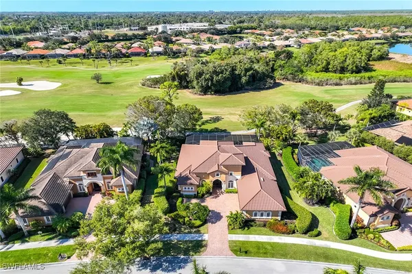 Property Slideshow image 2 of 50 | 9030 shenendoah cir, Naples, FL, 34113