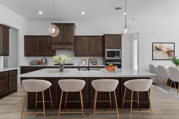 Property Slideshow image 2 of 34 | 10557 blue indigo ct, Willis, TX, 77318