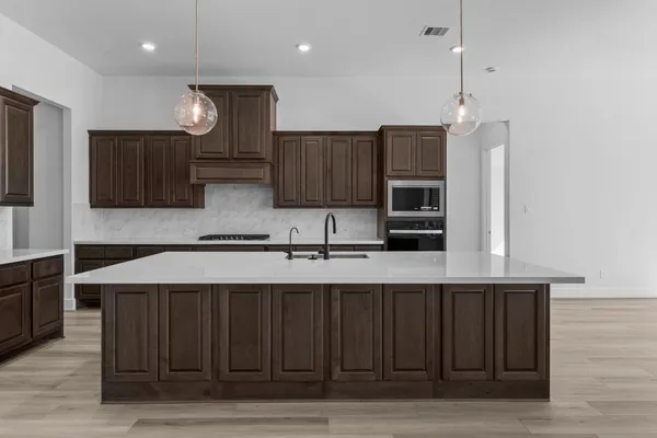 Property Slideshow image 3 of 34 | 10557 blue indigo ct, Willis, TX, 77318