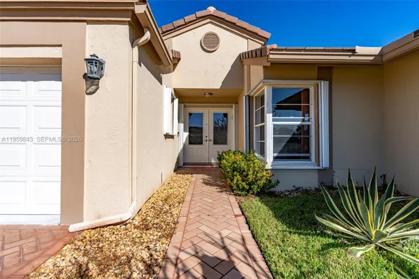 Property Slideshow image 3 of 88 | 4024 summer chase ct, Lake Worth, FL, 33467