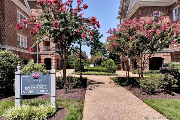 Property Slideshow image 2 of 33 | 1204 eaglescliffe, Williamsburg, VA, 23188