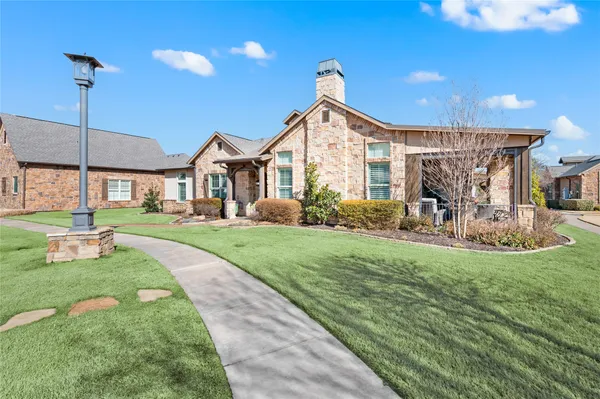 Property Slideshow image 3 of 40 | 387 watermere dr, Southlake, TX, 76092
