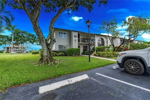 Property Slideshow image 2 of 53 | 5710 princess palm ct a, Delray Beach, FL, 33484