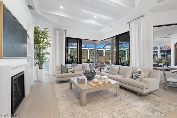 Property Slideshow image 2 of 50 | 3737 mahogany bend dr, Naples, FL, 34114