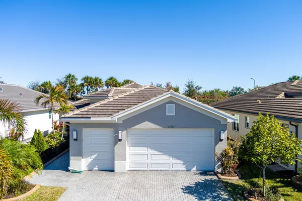 Property Slideshow image 2 of 58 | 11917 sw seahorse springs ter, Port St Lucie, FL, 34987