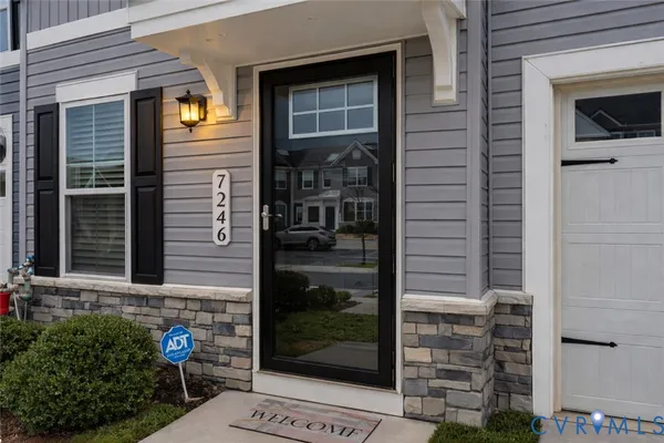 Property Slideshow image 2 of 34 | 7246 peyton randolph ln, New Kent, VA, 23124