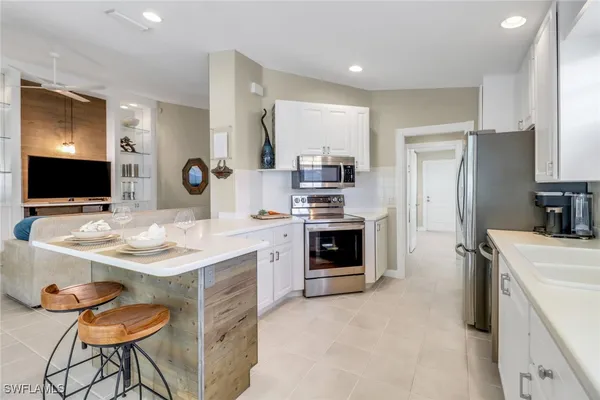 Property Slideshow image 2 of 47 | 5365 guadeloupe way, Naples, FL, 34119