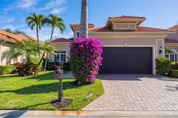 Property Slideshow image 2 of 25 | 5596 hammock isles dr, Naples, FL, 34119