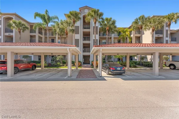 Property Slideshow image 2 of 23 | 10313 heritage bay blvd 1326, Naples, FL, 34120