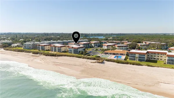 Property Slideshow image 2 of 33 | 5400 highway a1a apt h24, Vero Beach, FL, 32963
