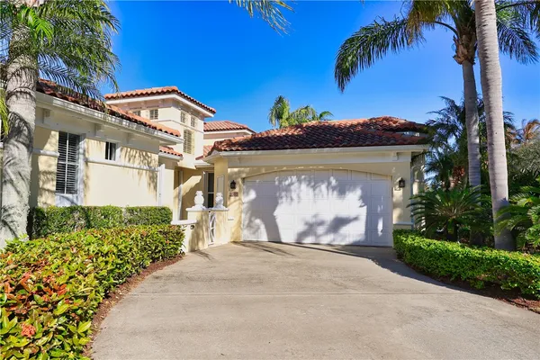 Property Slideshow image 2 of 36 | 5305 w harbor village dr, Vero Beach, FL, 32967