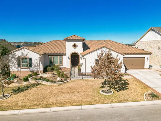 Property Slideshow image 2 of 30 | 216 skipping cedar st, San Marcos, TX, 78666