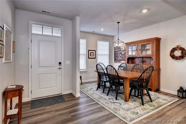 Property Slideshow image 3 of 40 | 4111 lord dunmore dr, Williamsburg, VA, 23188