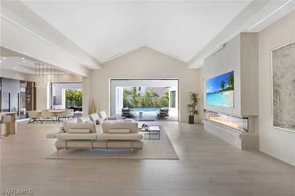 Property Slideshow image 3 of 33 | 2485 crayton rd, Naples, FL, 34103