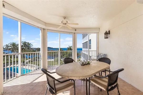 Property Slideshow image 3 of 38 | 14250 royal harbour ct unit 416, Fort Myers, FL, 33908