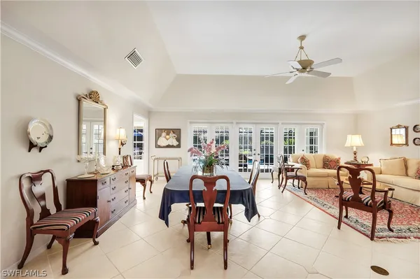 Property Slideshow image 3 of 25 | 712 pine creek ln, Naples, FL, 34108