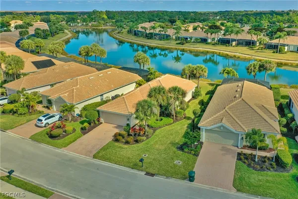 Property Slideshow image 2 of 22 | 9967 horse creek rd, Fort Myers, FL, 33913