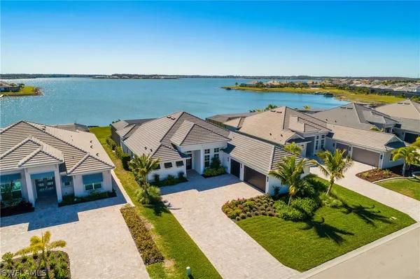 Property Slideshow image 3 of 50 | 17286 blue sapphire dr, Fort Myers, FL, 33913