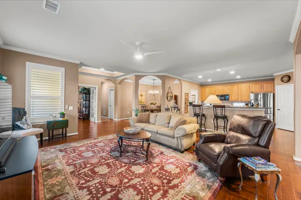 Property Slideshow image 3 of 23 | 23 arcadia way, Conroe, TX, 77384