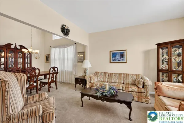 Property Slideshow image 3 of 43 | 2852 donegal dr, Lower Macungie Twp, PA, 18062