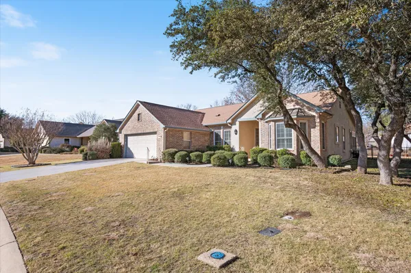 Property Slideshow image 2 of 37 | 112 lone star dr, Georgetown, TX, 78633