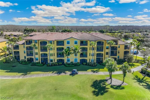 Property Slideshow image 2 of 31 | 17991 bonita national blvd 846, Bonita Springs, FL, 34135