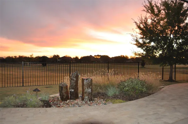 Property Slideshow image 2 of 4 | 9801 flint way, Denton, TX, 76207