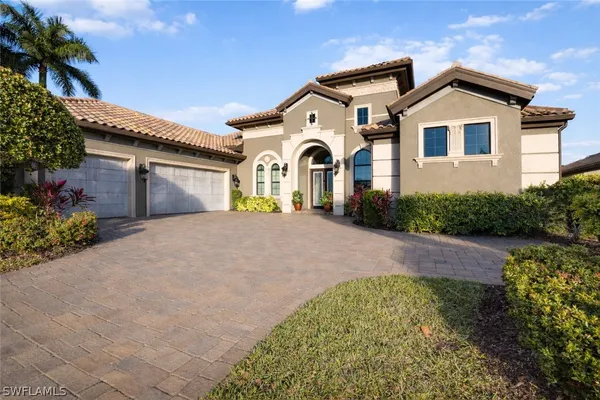 Property Slideshow image 2 of 26 | 6530 carema ln, Naples, FL, 34113