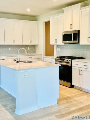 Property Slideshow image 2 of 14 | 6973 welara run # 633-6, Moseley, VA, 23120