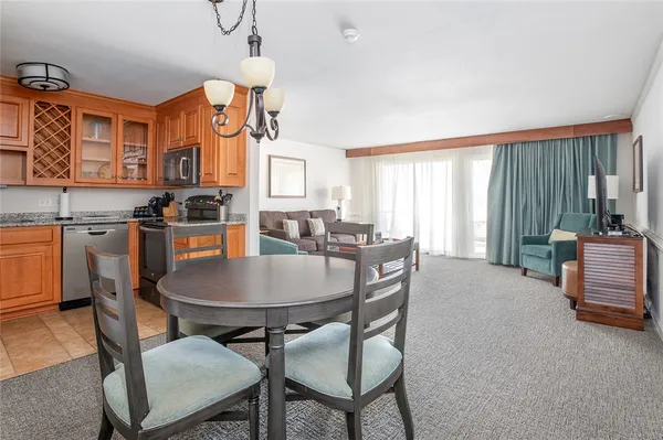 Property Slideshow image 3 of 32 | 220 padgetts ordinary, Williamsburg, VA, 23185