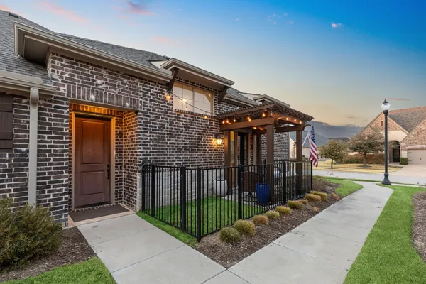 Property Slideshow image 3 of 40 | 3881 marigold ln, Prosper, TX, 75078