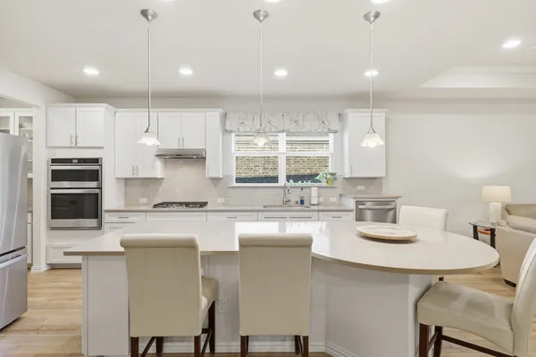 Property Slideshow image 2 of 38 | 1810 port royal ln, Frisco, TX, 75036