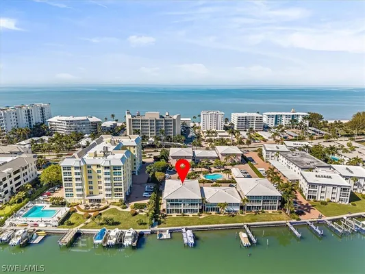 Property Slideshow image 3 of 45 | 1910 gulf shore blvd 107, Naples, FL, 34102