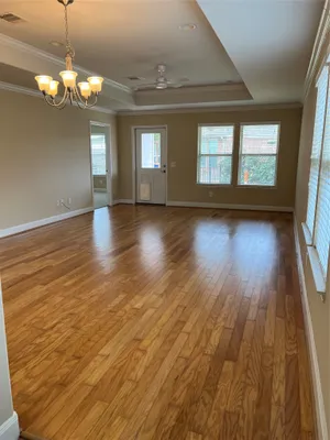 Property Slideshow image 2 of 15 | 618 windward ct, Richmond, TX, 77469