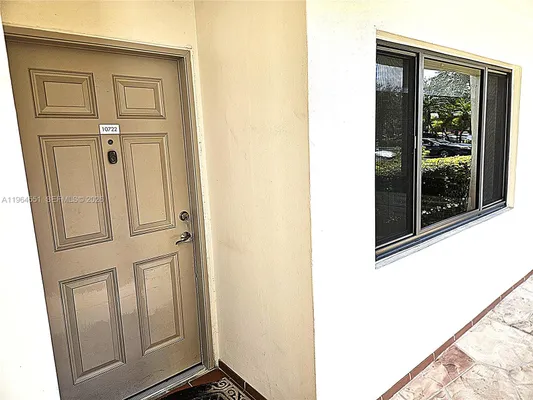 Property Slideshow image 3 of 34 | 10722 w clairmont cir 102, Tamarac, FL, 33321