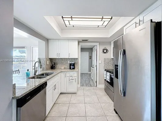 Property Slideshow image 3 of 36 | 4506 nw 47th st, Tamarac, FL, 33319