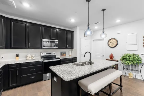 Property Slideshow image 3 of 31 | 651 n watters rd 5205, Allen, TX, 75013