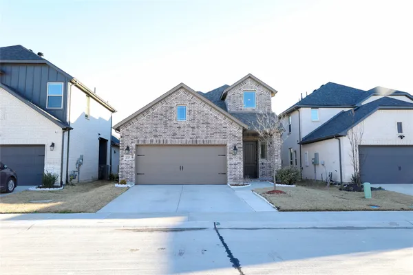 Property Slideshow image 2 of 40 | 2725 woodland ct, Wylie, TX, 75098