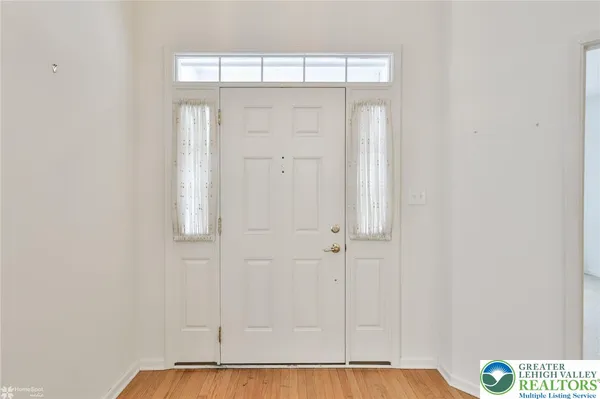 Property Slideshow image 2 of 71 | 2064 kingsview rd, Macungie, PA, 18062