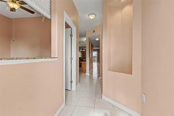 Property Slideshow image 3 of 56 | 7727 southampton ter 311, Tamarac, FL, 33321