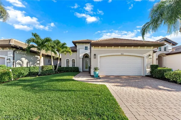 Property Slideshow image 3 of 46 | 7884 valencia ct, Naples, FL, 34113