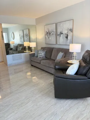Property Slideshow image 3 of 15 | 3280 lake osborne dr 206, ,, FL, 33461