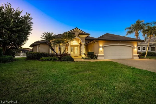 Property Slideshow image 2 of 50 | 8985 star tulip ct, Naples, FL, 34113