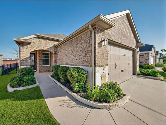 Property Slideshow image 2 of 39 | 1884 marsh point dr, Frisco, TX, 75036